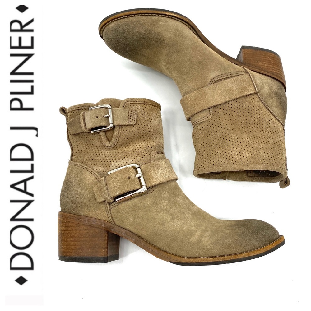 💕SALE💕 Donald J Pliner Taupe Suede Buckle Boots - Picture 7 of 8